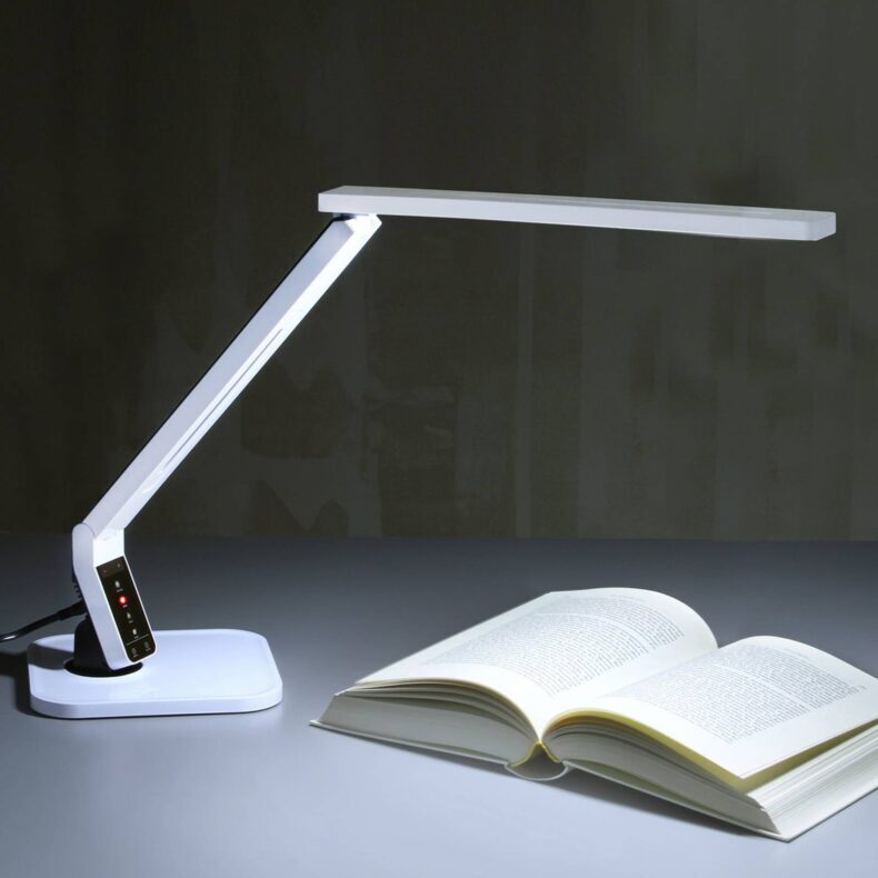 Velmi moderní LED stolní lampa Eleni